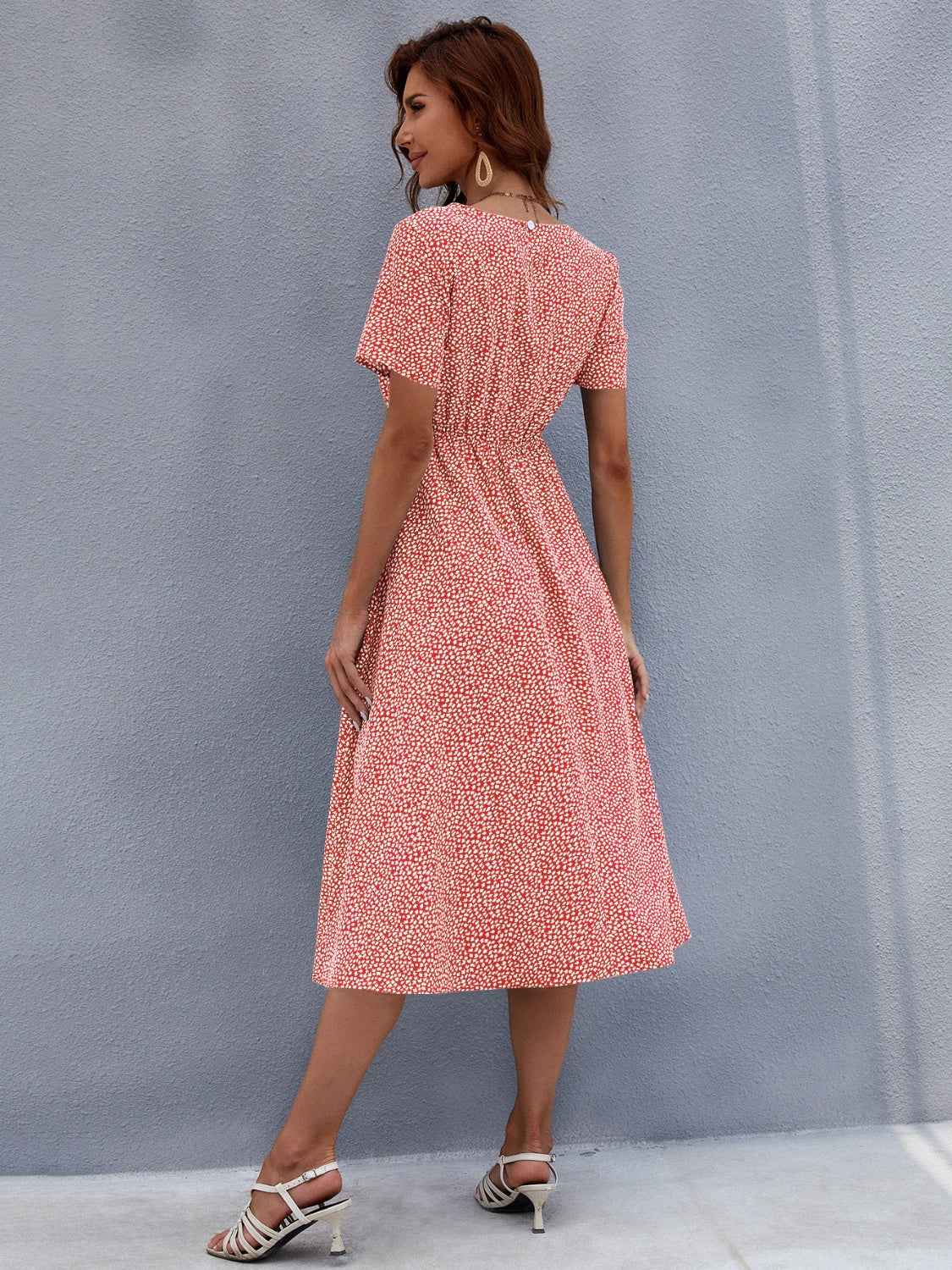 Honey Printed Round Neck Short Sleeve Midi Dress