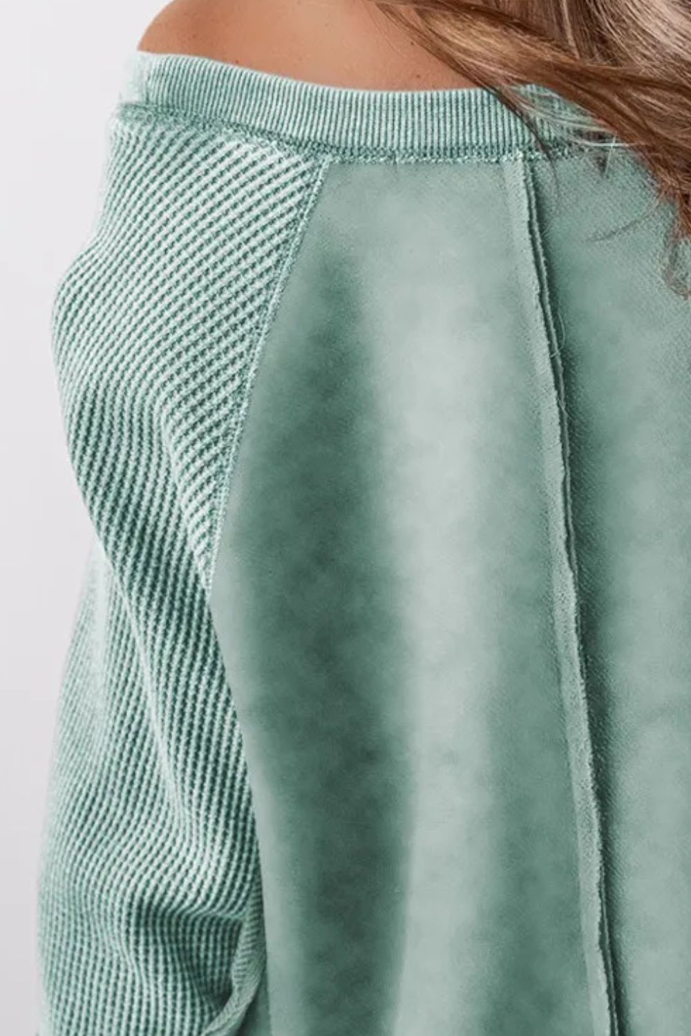 Zimonto - Exposed Seam Long Sleeve Sweatshirt