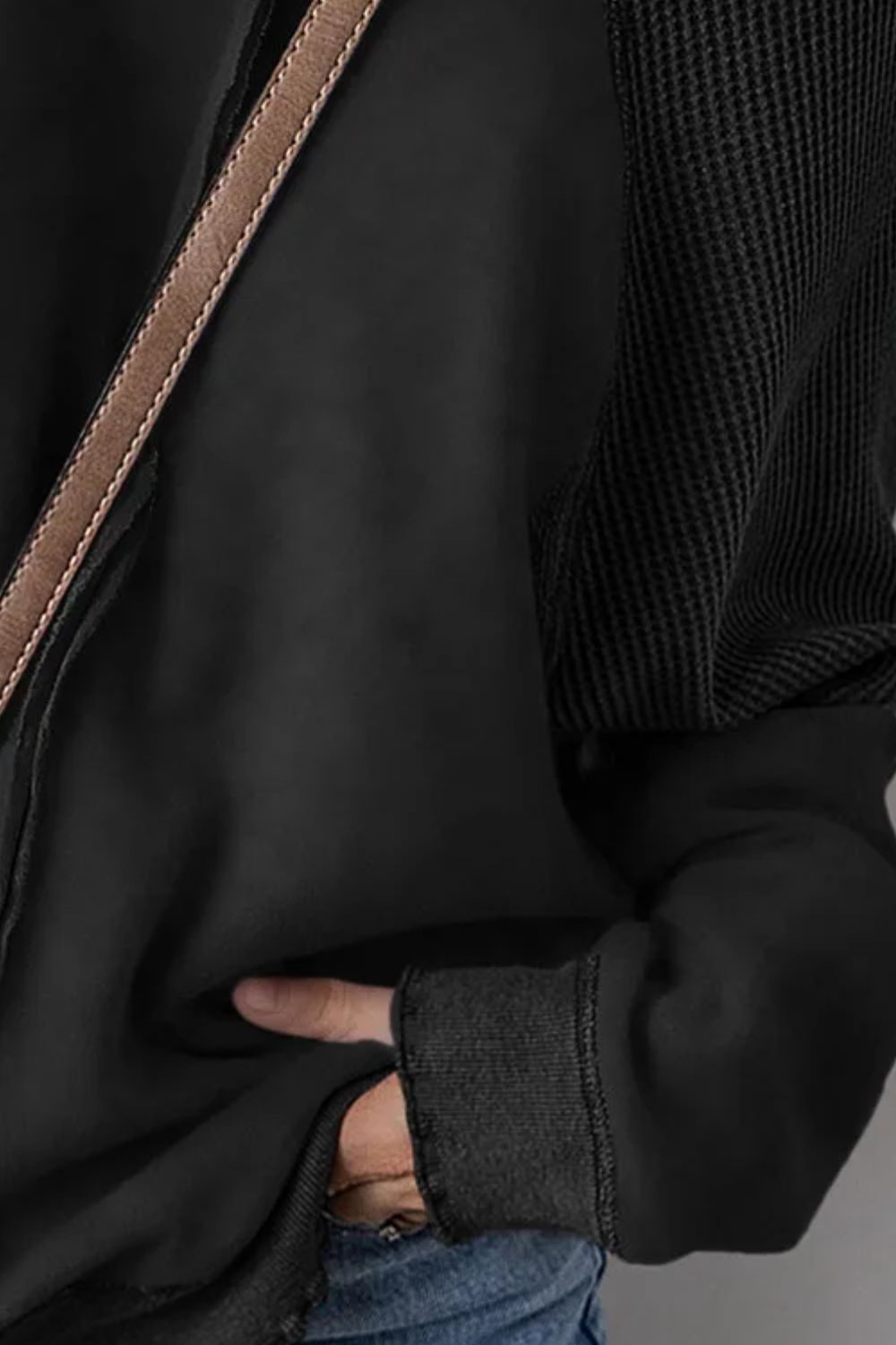 Zimonto - Exposed Seam Long Sleeve Sweatshirt