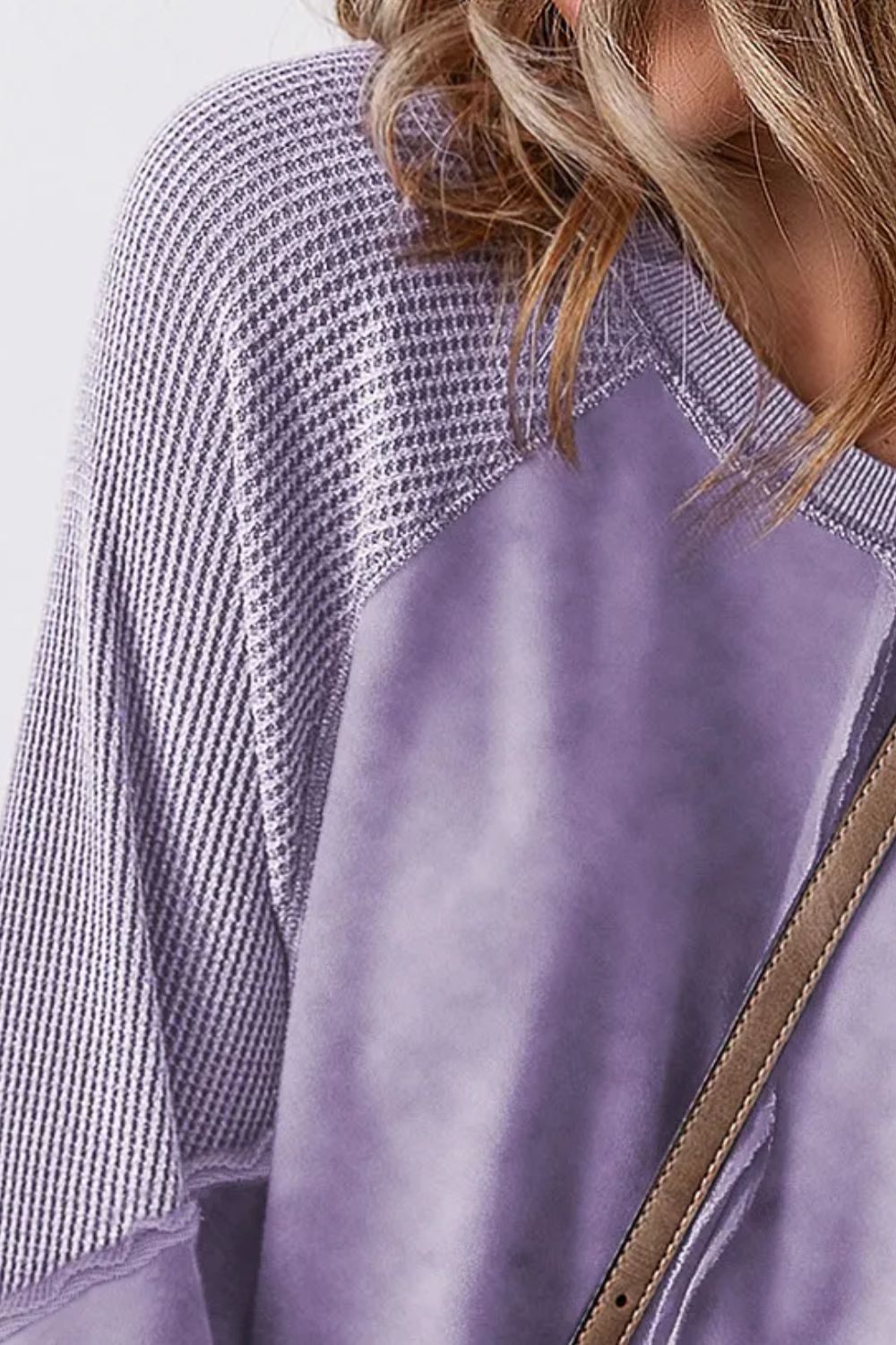 Zimonto - Exposed Seam Long Sleeve Sweatshirt