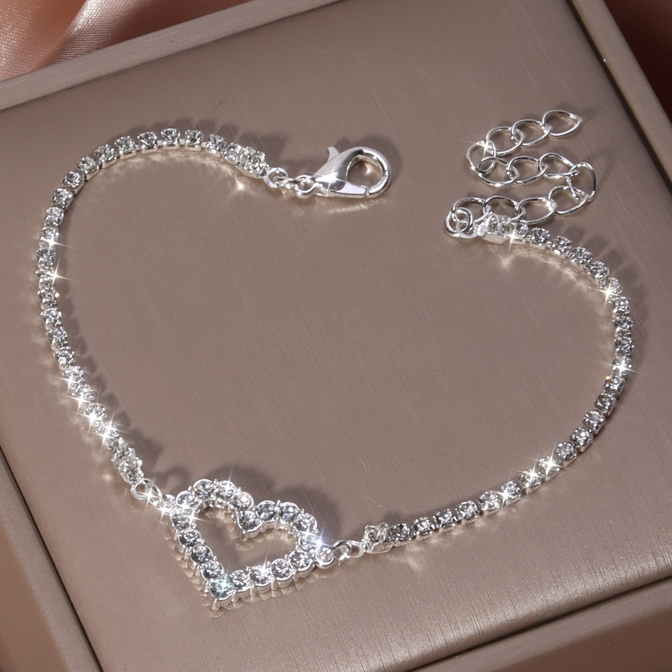 Zimonto - Valentines Day Theme Bracelet Hollow Heart Full Of Shiny Rhinestones Adjustable Chain Bracelet For Your Loved One