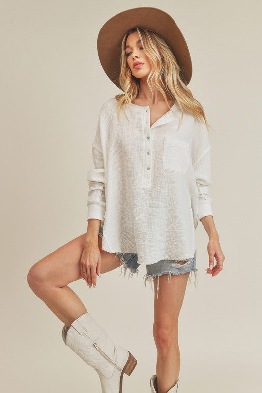 Zimonto - Aemi + Co Exposed Seam Raw Hem Half Button Top