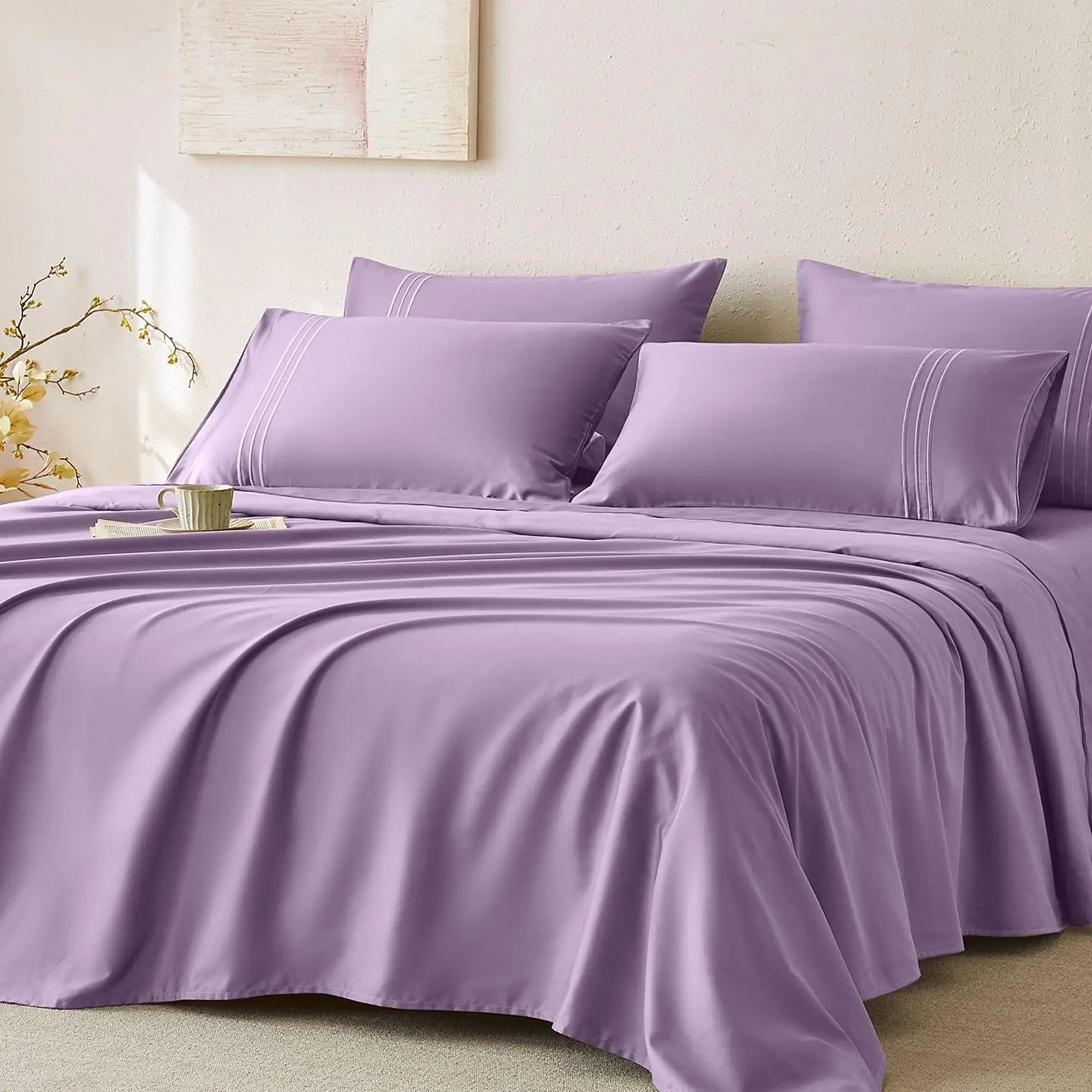 JELLYMONI Soft Cool Cotton Sateen Sheets in light purple, arranged on a bed, highlighting the chic aesthetic and cozy feel.