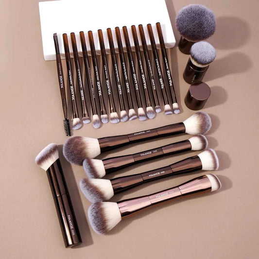 MAANGE Pro Makeup Brush Set Blend Define Perfect