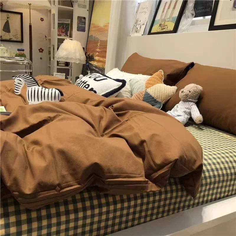 Pleasant and cozy bedding design with floral patterns, highlighting Zimonto's INS Pink Bedding for a fresh bedroom makeover.