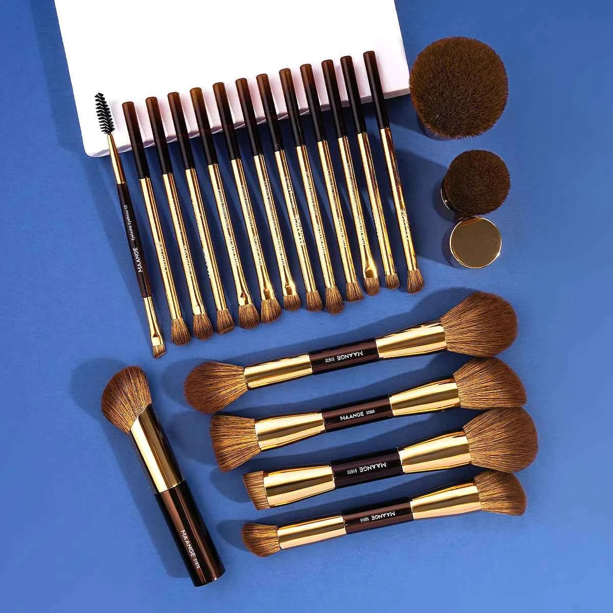 MAANGE Pro Makeup Brush Set Blend Define Perfect