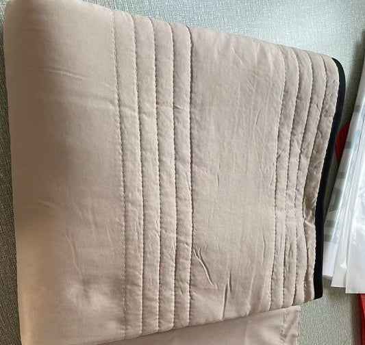 Generic Cooling Blankets for Summer - Lightweight & Breathable