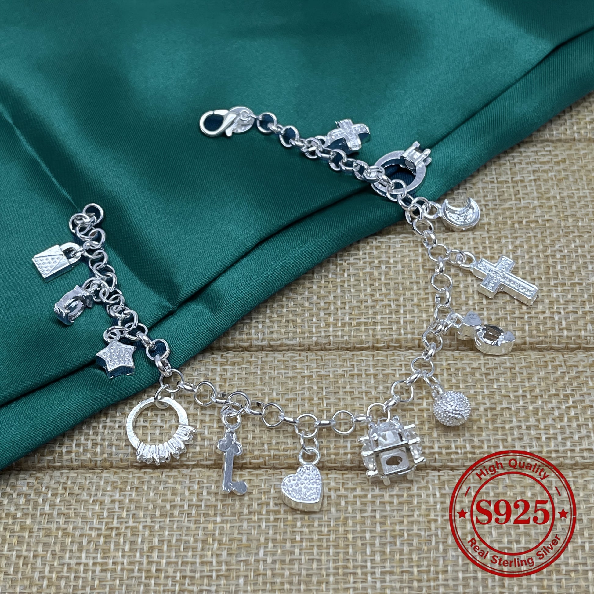 Zimonto - 925 Sterling Silvery, Heart and Key Pendant Bracelet, 13 Small Pendants, Bohemian Style, Shiny and Exquisite Silvery Jewelry, Women's Fashion Jewelry Accessory, Perfect Valentine's Day Gift, 0.84oz