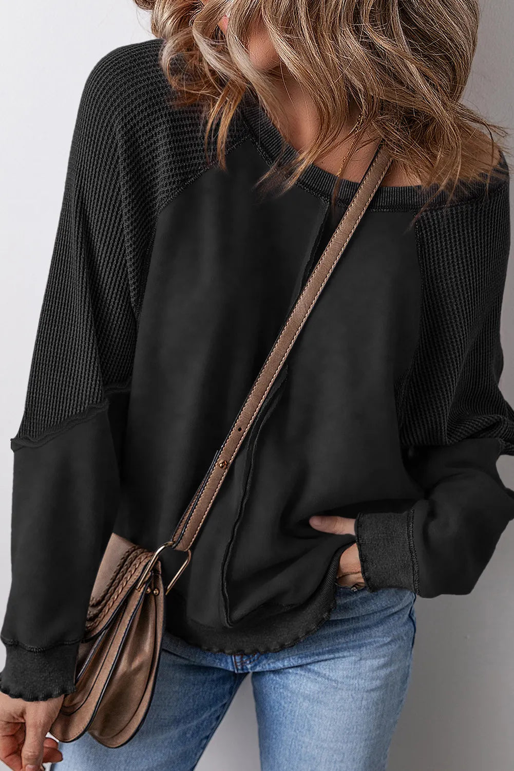 Zimonto - Exposed Seam Long Sleeve Sweatshirt Black