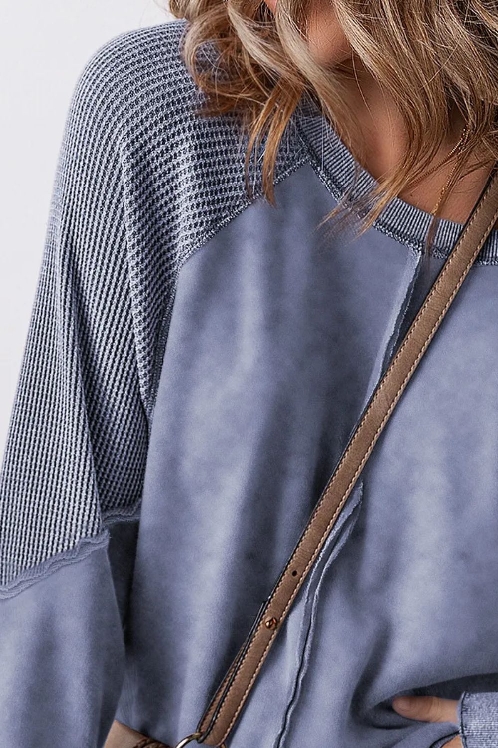 Zimonto - Exposed Seam Long Sleeve Sweatshirt