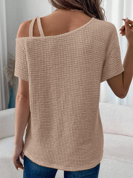 Zimonto - Asymmetrical Neck Short Sleeve T-Shirt
