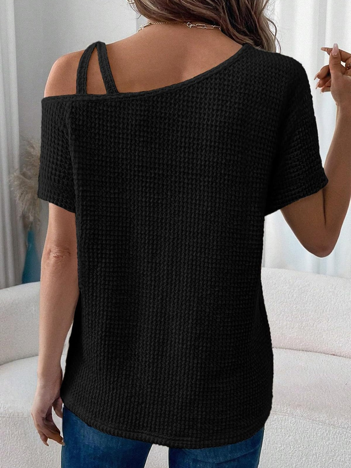 Zimonto - Asymmetrical Neck Short Sleeve T-Shirt